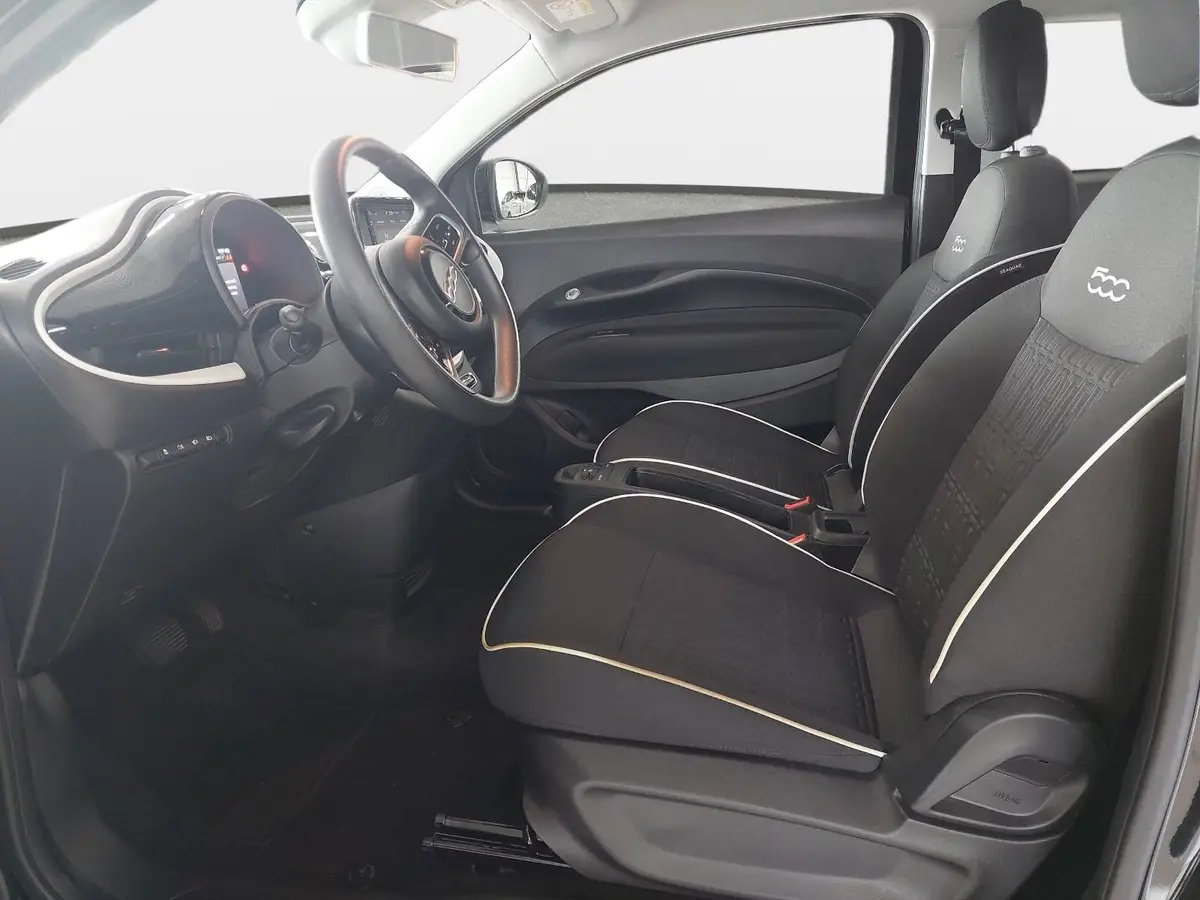 FIAT 500 ELEKTRO 23.8 KWH ACTION RADIO & WINTER PAKET GANZJAHRESREIFEN