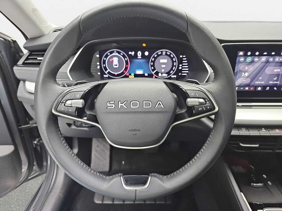 SKODA OCTAVIA COMBI 1.5 TSI DSG SELECTION LED AUDIO WINTER EL.HECKKL. 