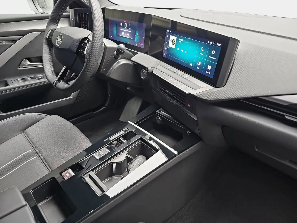 OPEL ASTRA 1.2 TURBO AUTO. SPORTS TOURER GS LED AGR WINTER KA