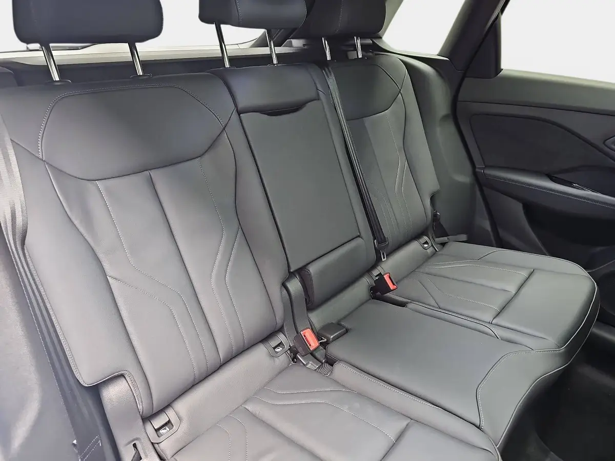 AUDI Q3 TFSI S-TRONIC S-LINE NAVI LED-PLUS PANO