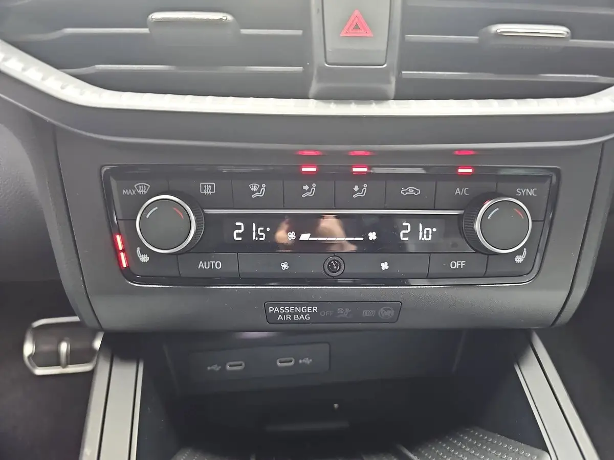 SEAT IBIZA 1.5 TSI DSG FR BLACK EDITION NAVI LED