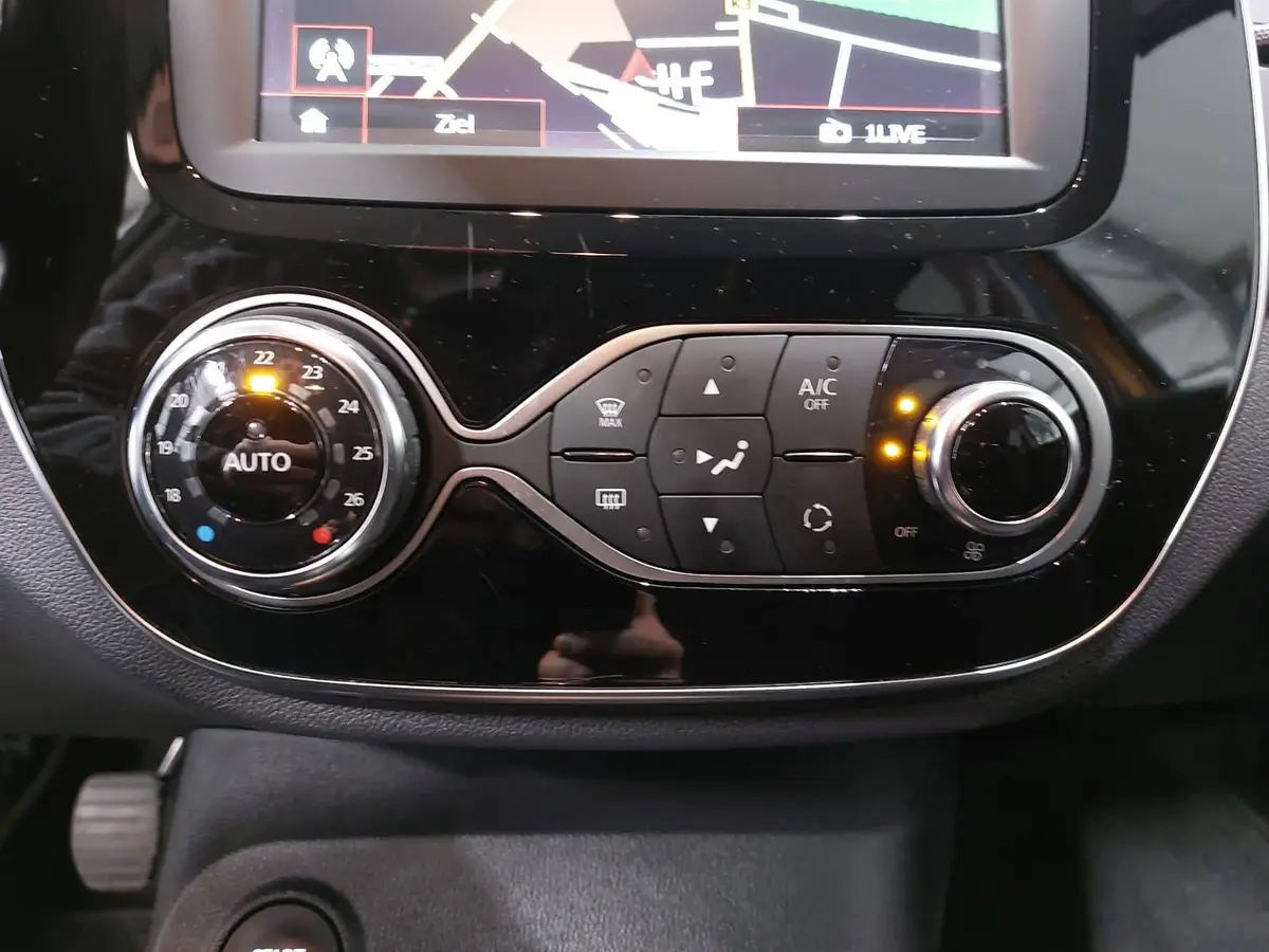 RENAULT CAPTUR 0.9 TCE LIMITED KLIMAAUTO AUDIO GRA WINTER SICHT P