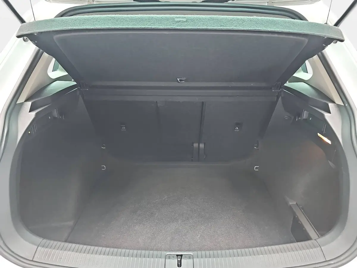 VW TIGUAN 2.0 TDI IQ.DRIVE ACC SPURPAKET TAILER-ASSIST PDC A