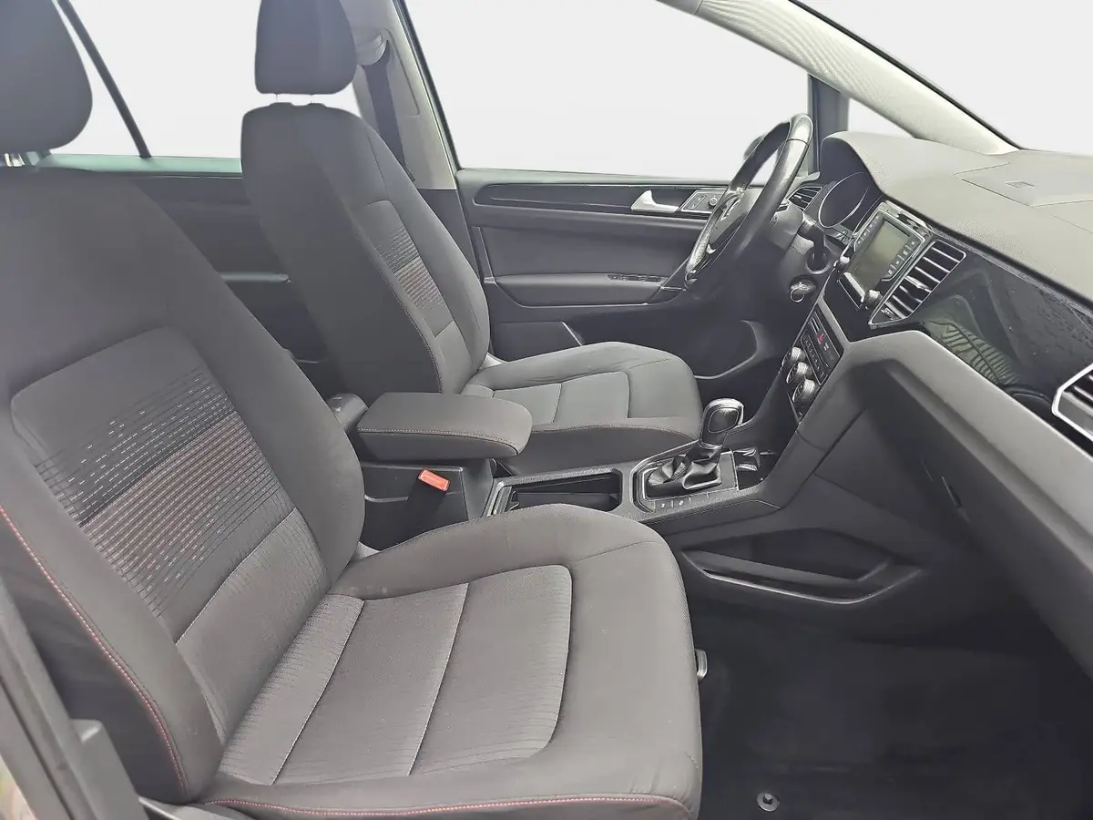 VW GOLF VII SPORTSVAN 1.4 TSI DSG SOUND NAVI AHK