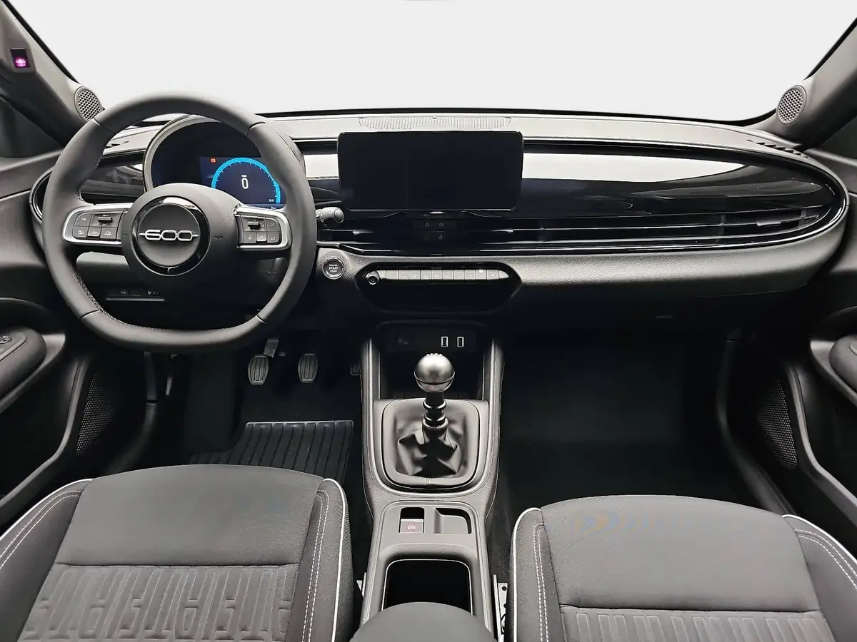 FIAT 600 1.2 T3 HYBRID STREET MJ26