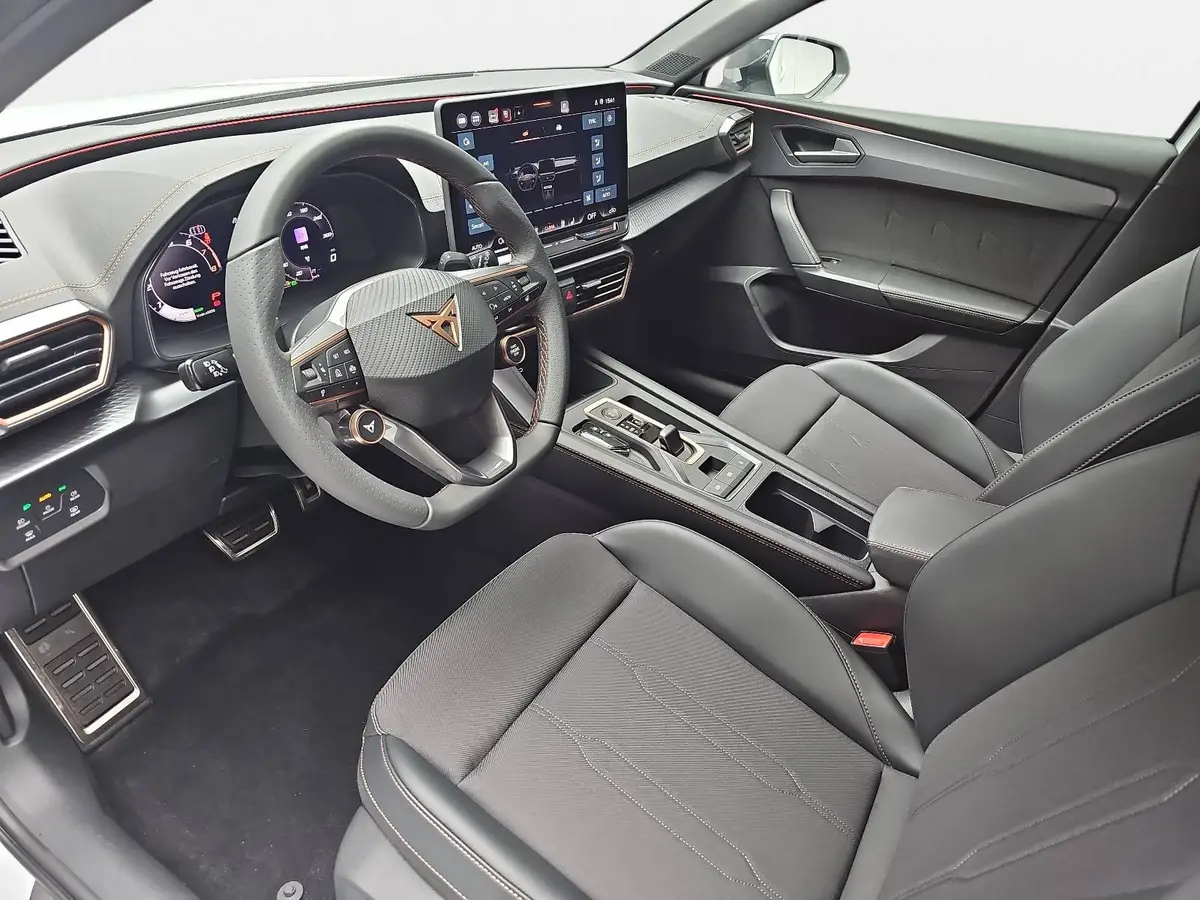 CUPRA LEON ST 1.5 ETSI DSG LED KLIMAAUTO ACC FULL-LINK EL.HECKKL