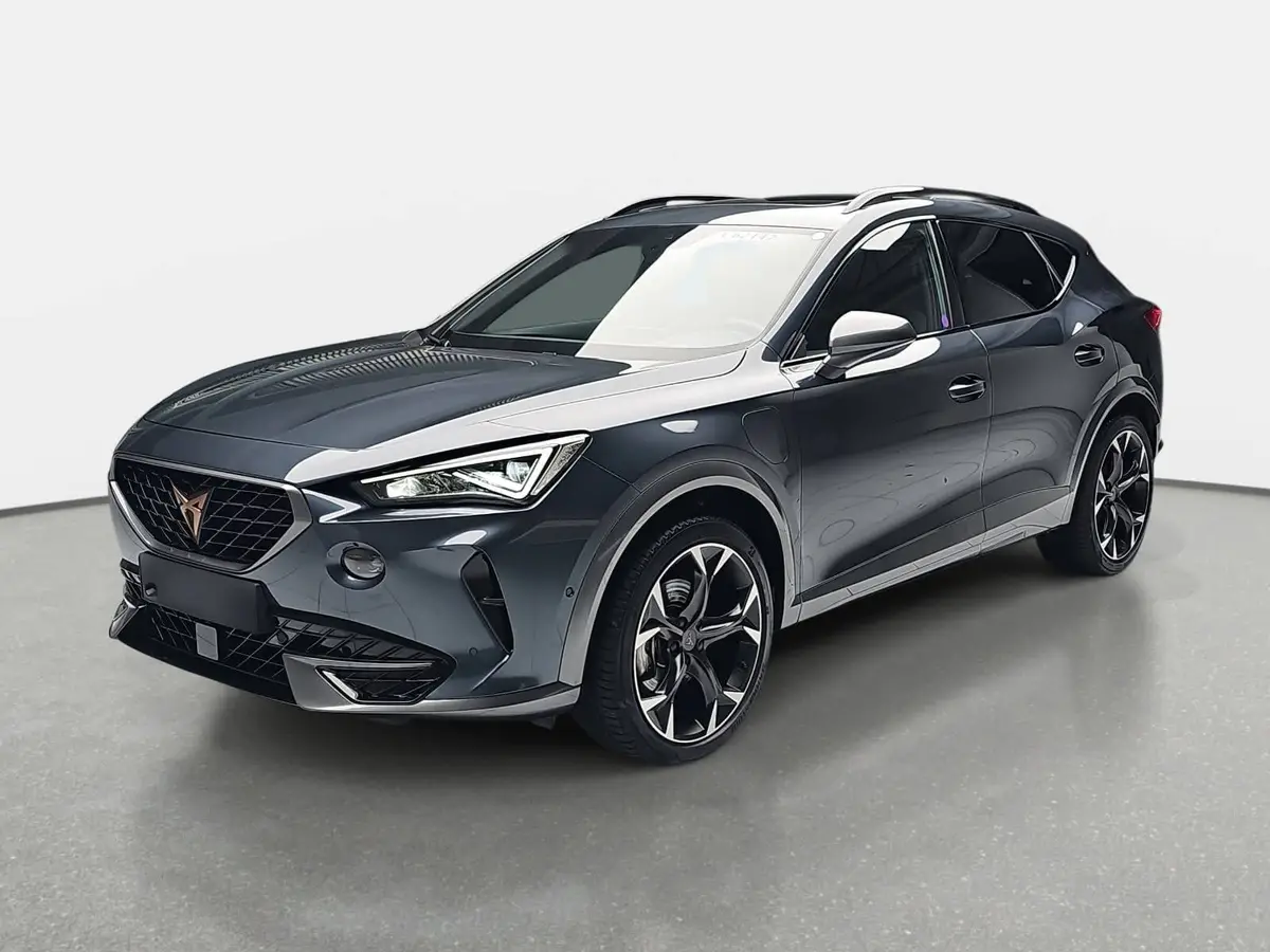 CUPRA FORMENTOR 1.4 E-HYBRID DSG MATRIX PANO AHK