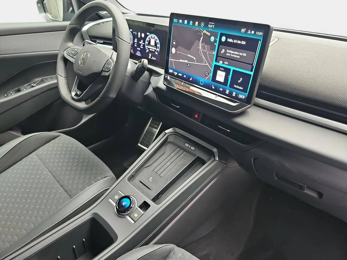 VW T-ROC 1.5 ETSI DSG R-LINE MATRIX AHK LM19