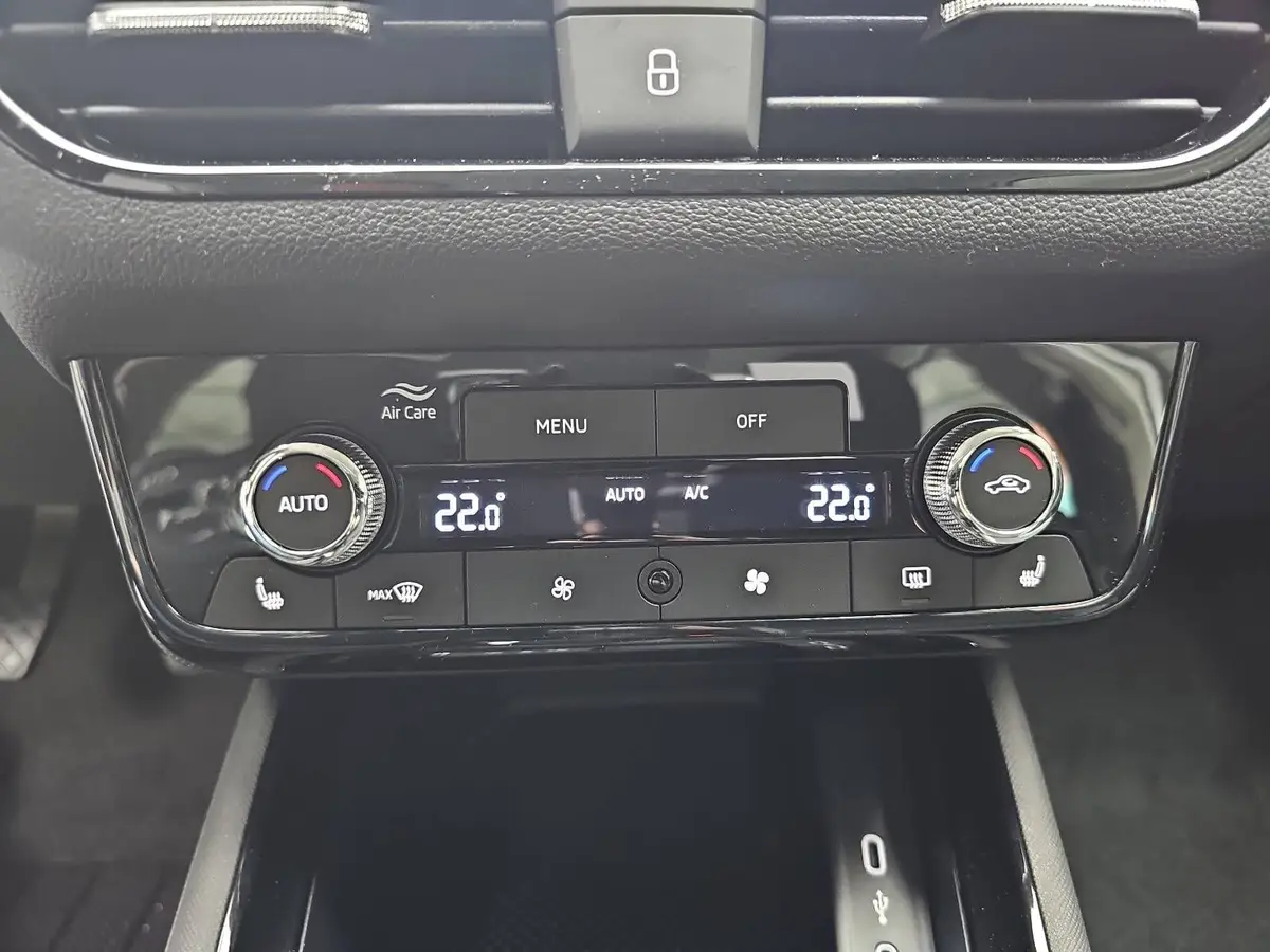 SKODA KAMIQ 1.0 TSI SELECTION LED PDC SITZHEIZ.