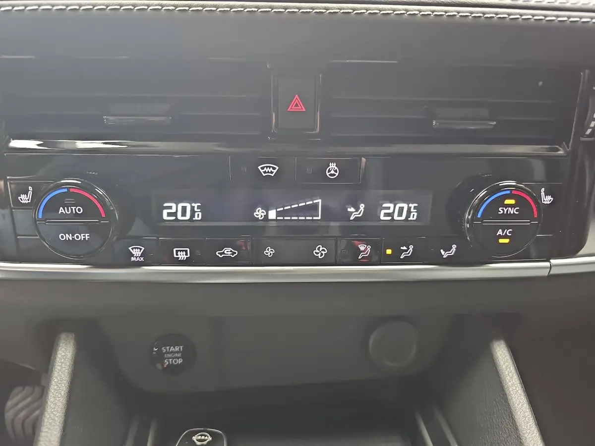 NISSAN QASHQAI 1.3 DIG-T MHEV AUTO. MJ27 N-CONNECTA WINTER PANO