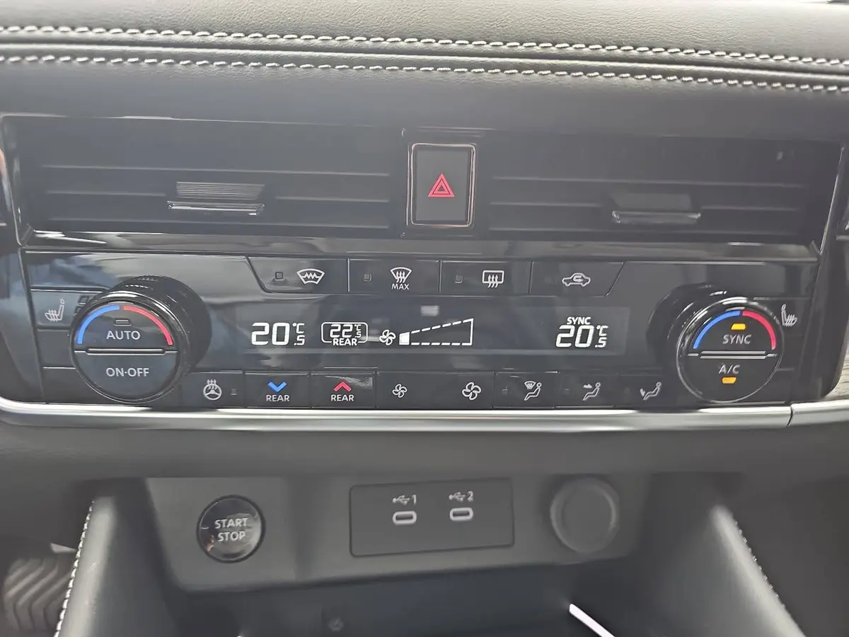 NISSAN X-TRAIL 1.5 VC-T E-POWER AUTO. MJ26 TEKNA PANORAMA