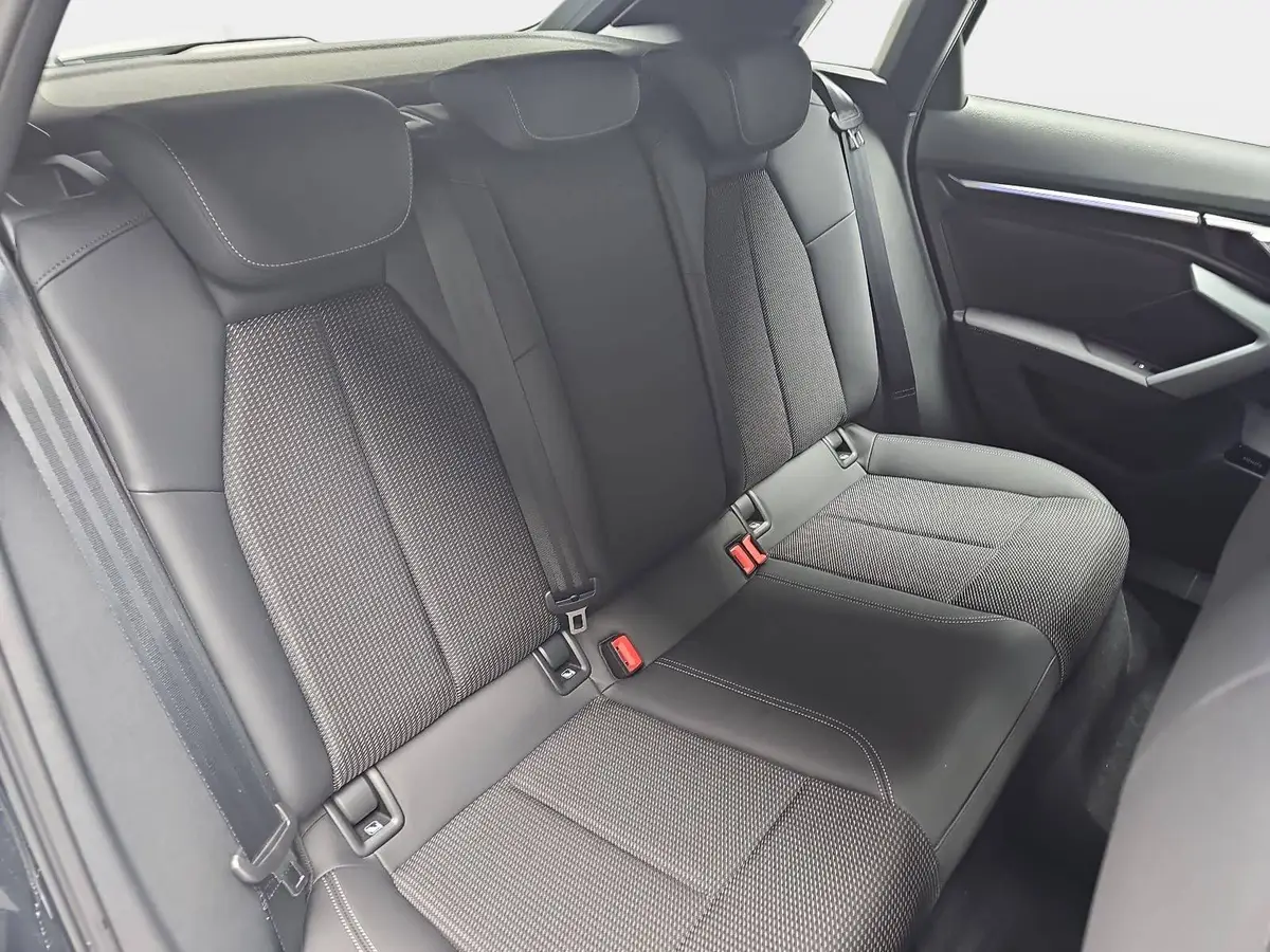 AUDI A3 35 TFSI DSG SPORTBACK S LINE NAVI LED KAMERA LM18