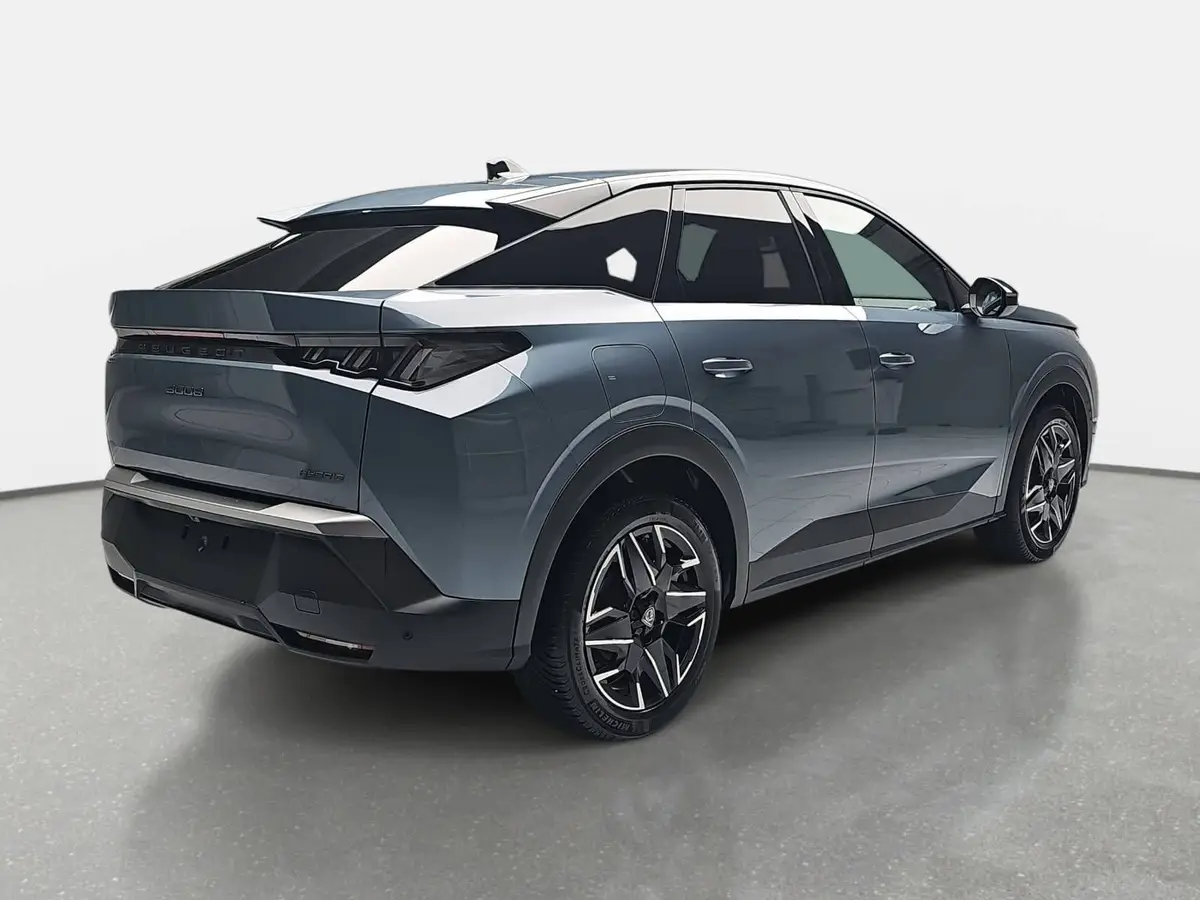 PEUGEOT 3008 1.2 HYBRID 145 E-DSC6 ALLURE LED WINTER AHK LM