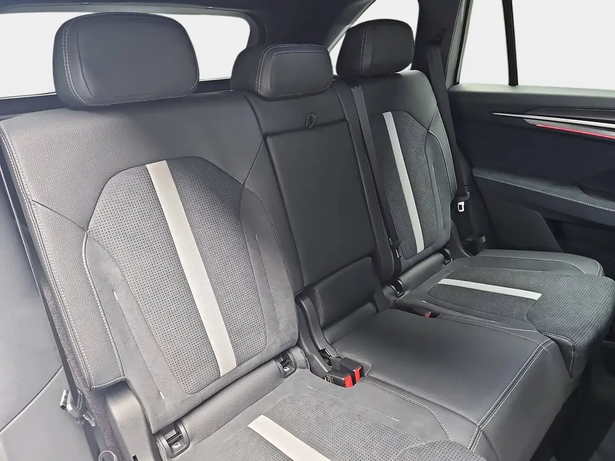 SKODA KODIAQ 1.5 TSI DSG SPORTLINE NAVI LED ACC WINTER KAMERA A