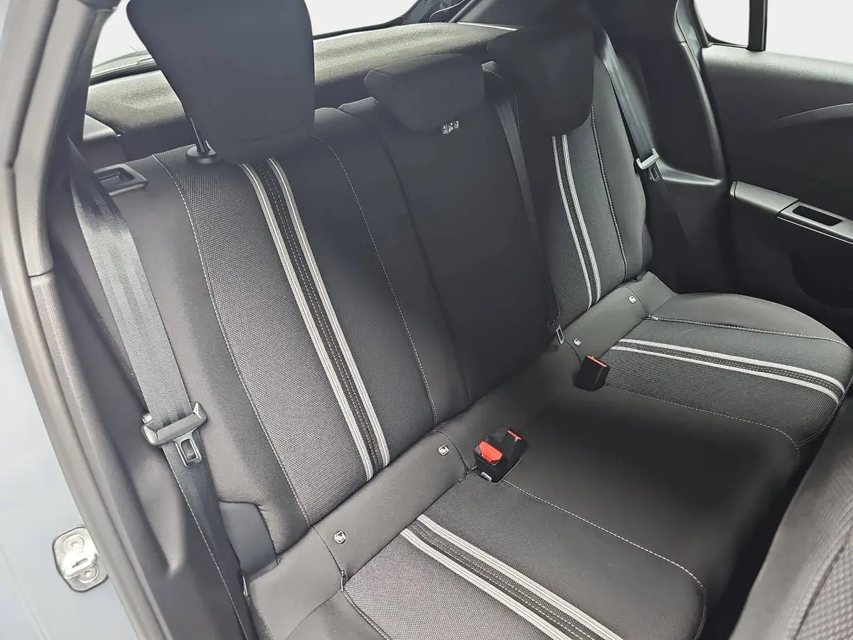 OPEL CORSA 1.2 HYBRID GS LED KOMFORT-PAKET