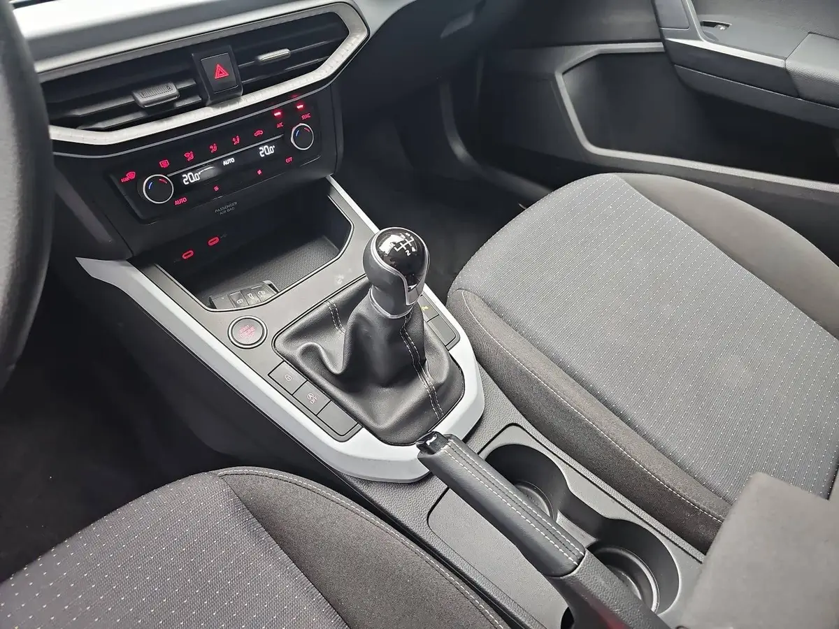 SEAT ARONA 1.0 TSI STYLE LED GRA P-ASSIST DAB