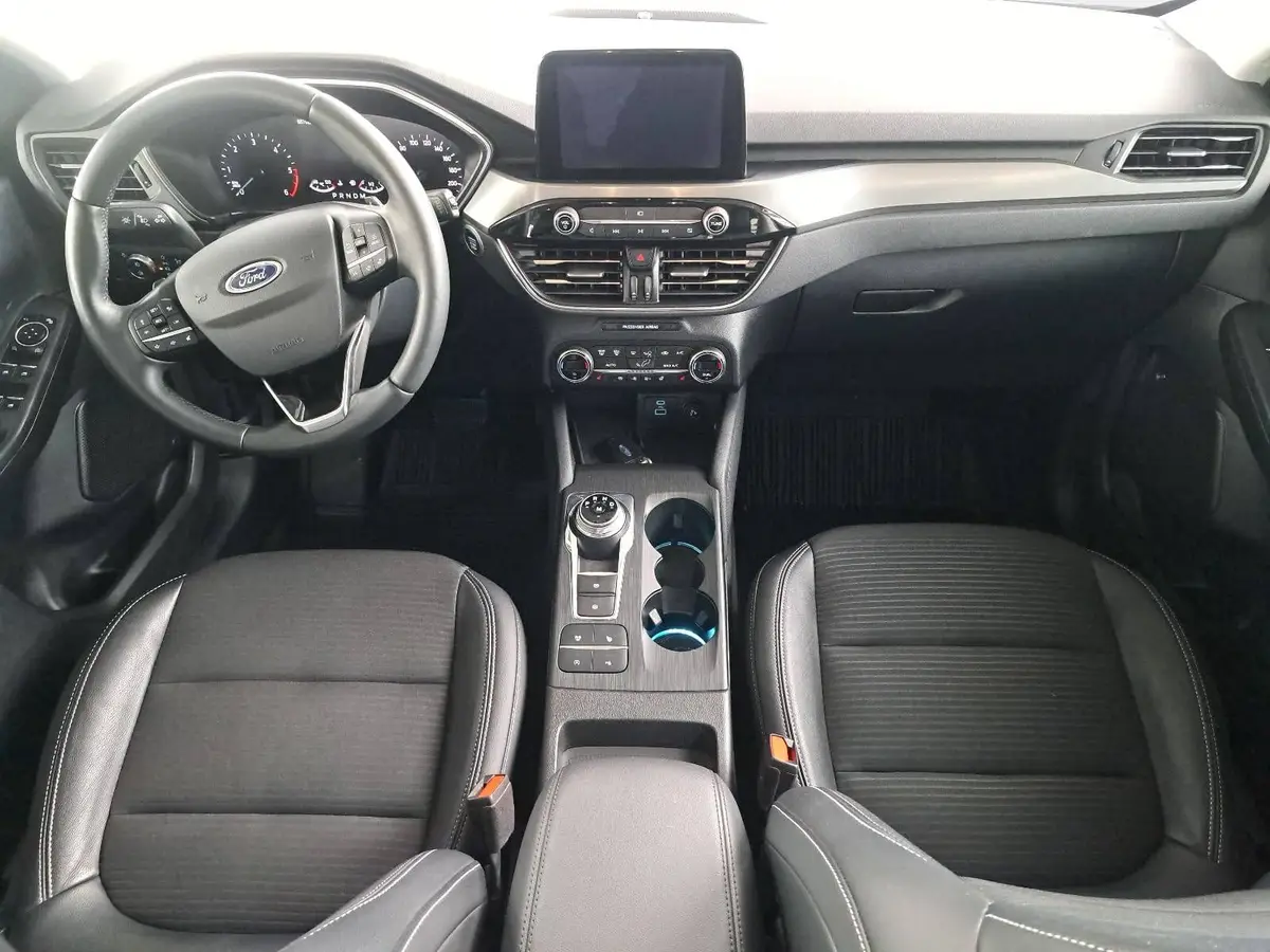 FORD KUGA 2.0 ECOBLUE AUTO. AWD TITANIUM X AHK NAVI LED KAME