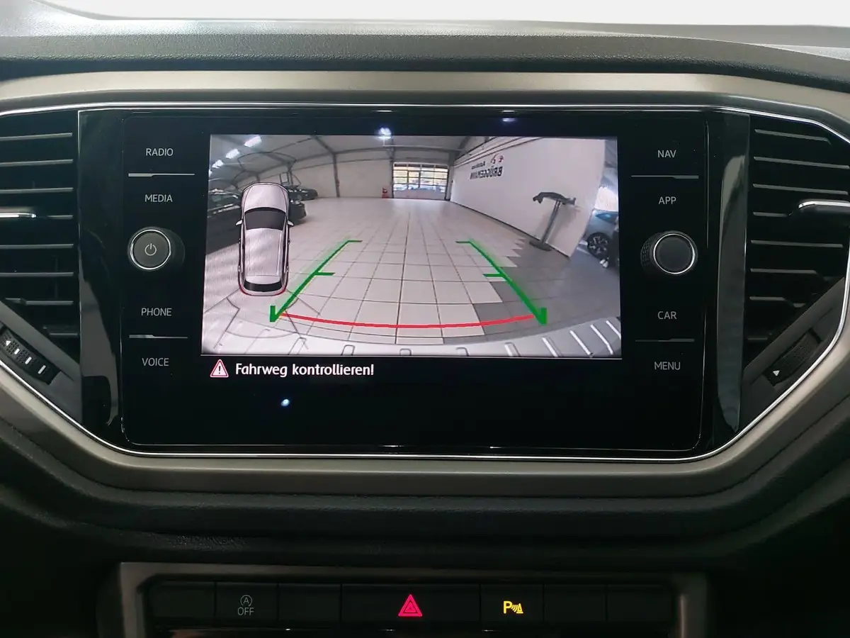 VW T-ROC 1.5 TSI DSG STYLE AHK