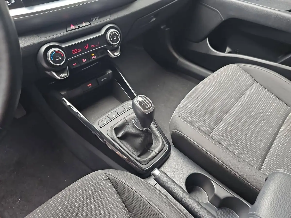 KIA STONIC 1.0 T-GDI 100 VISION LED SITZH. NAVI