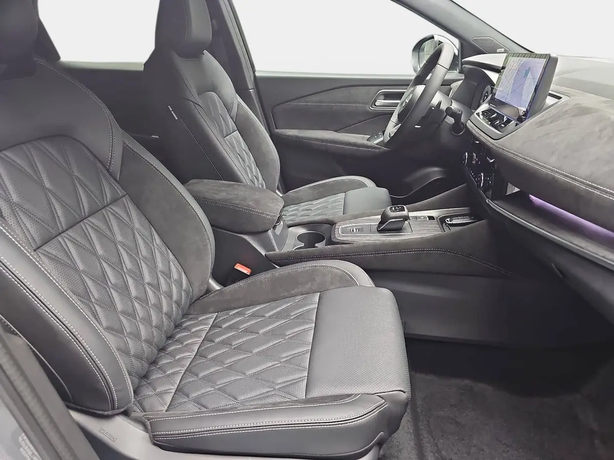 NISSAN QASHQAI 1.3 DIG-T MHEV AUTO. TEKNA PREMIUM PAKET 2-FARBEN