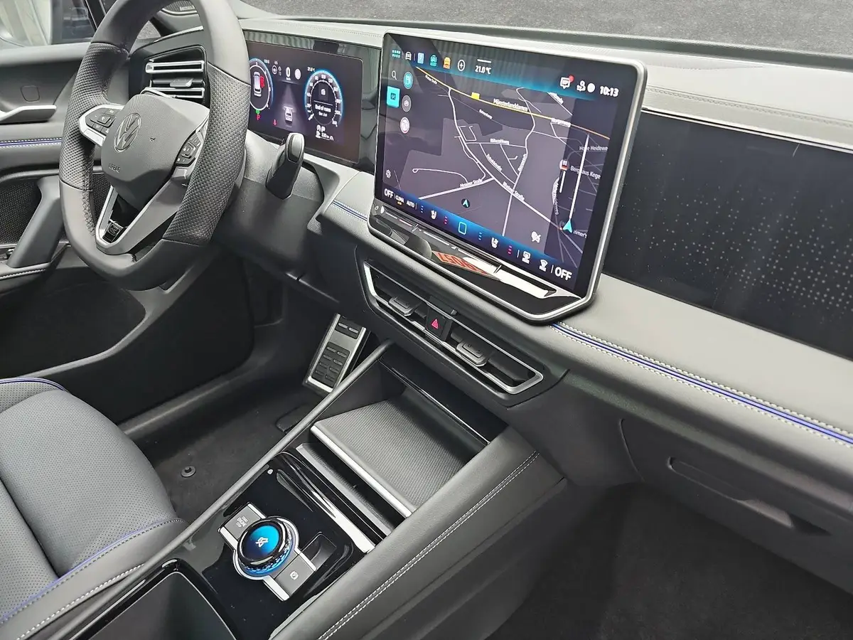 VW TIGUAN 2.0 TDI DSG R-LINE 4M NAVI LED-MATIX LEDER BLACK-S