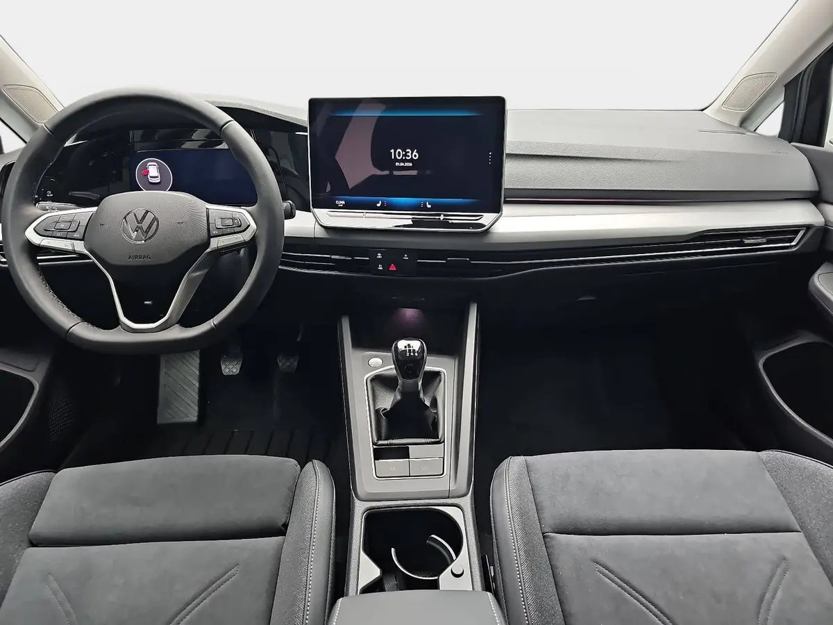 VW GOLF VIII 1.5 TSI LIFE LED ACC KAMERA AHK LM17