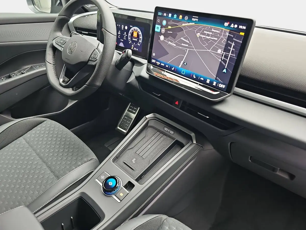 VW T-ROC 1.5 ETSI DSG R-LINE MATRIX AHK LM19