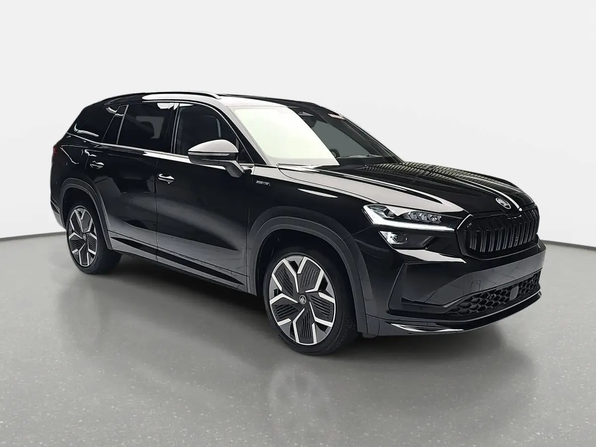 SKODA KODIAQ 1.5 TSI DSG IV PHEV SPORTLINE AHK PANO LM