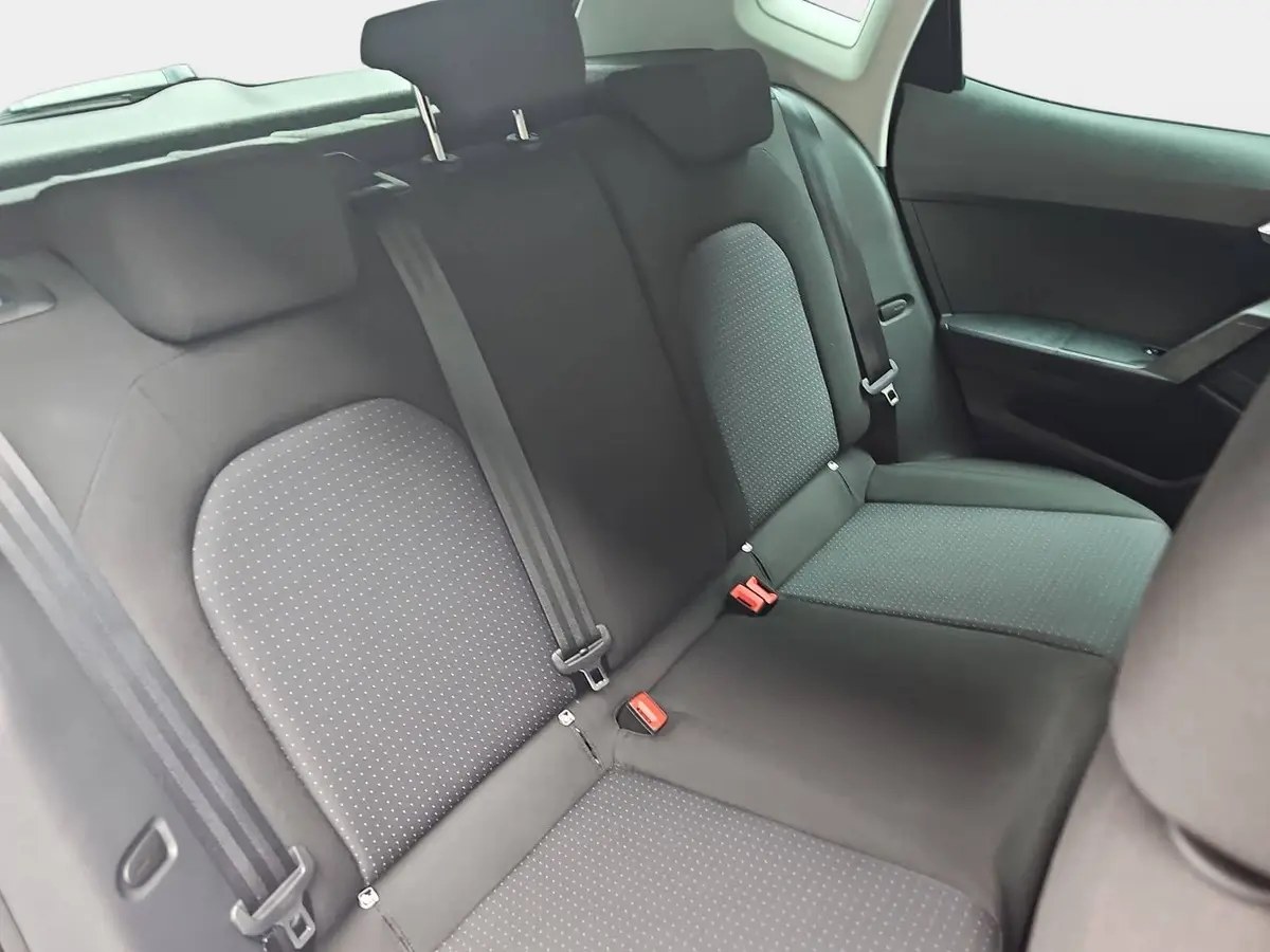 SEAT ARONA 1.0 TSI STYLE LED GRA P-ASSIST LM16