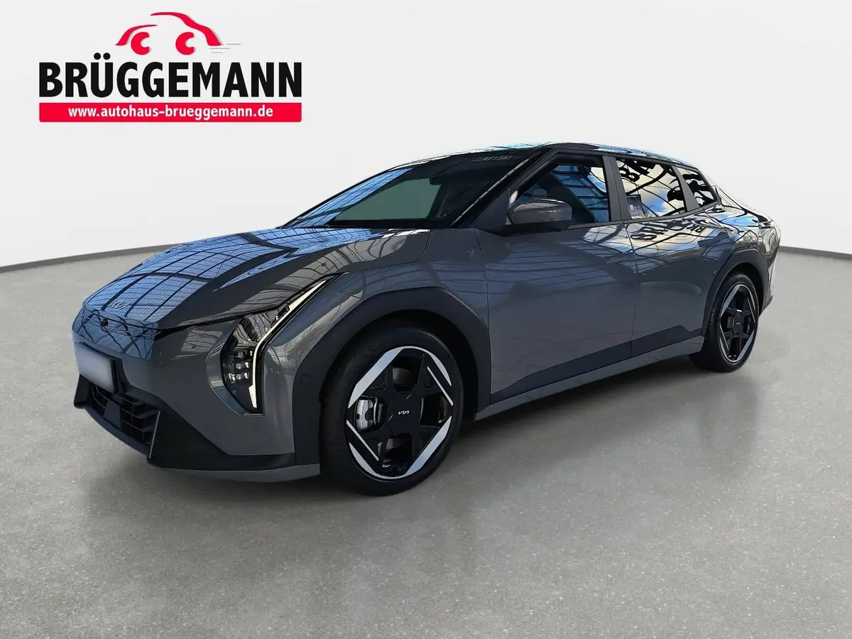 KIA EV4 FASTBACK 81.4 KWH EARTH MJ26 UP. TECH. WINTER-CON. DRIVEW.-PARK DESIGN SOUND