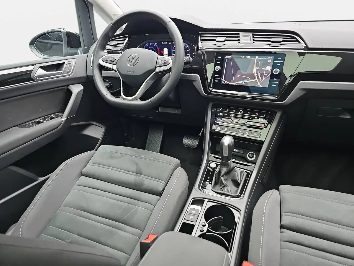 VW TOURAN 1.5 TSI DSG HIGHLINE R-LINE NAVI LED ACC PANO KAME