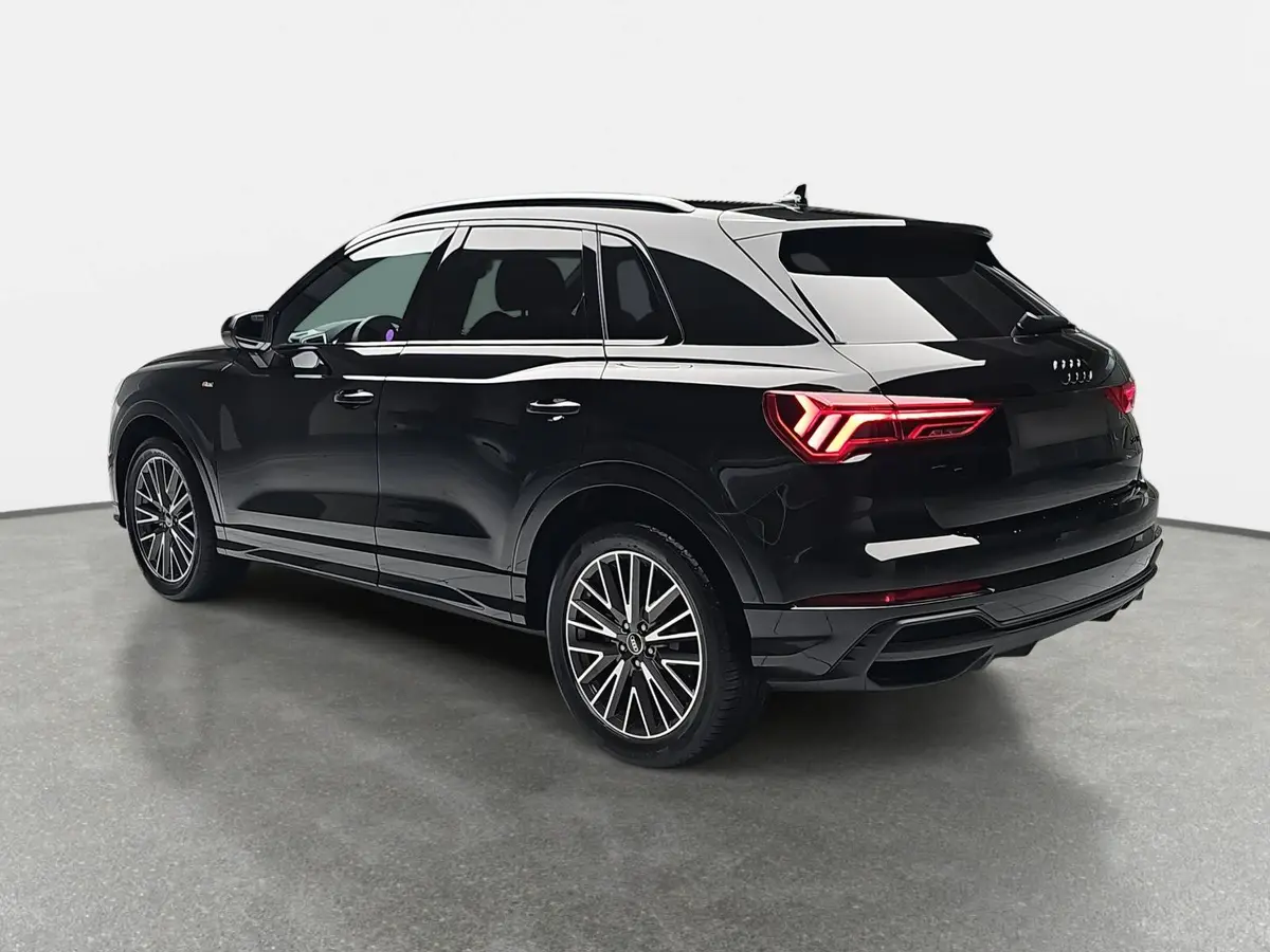 AUDI Q3 35 TDI S-TRONIC S LINE NAVI LED PANO ACC BLACK+ KA