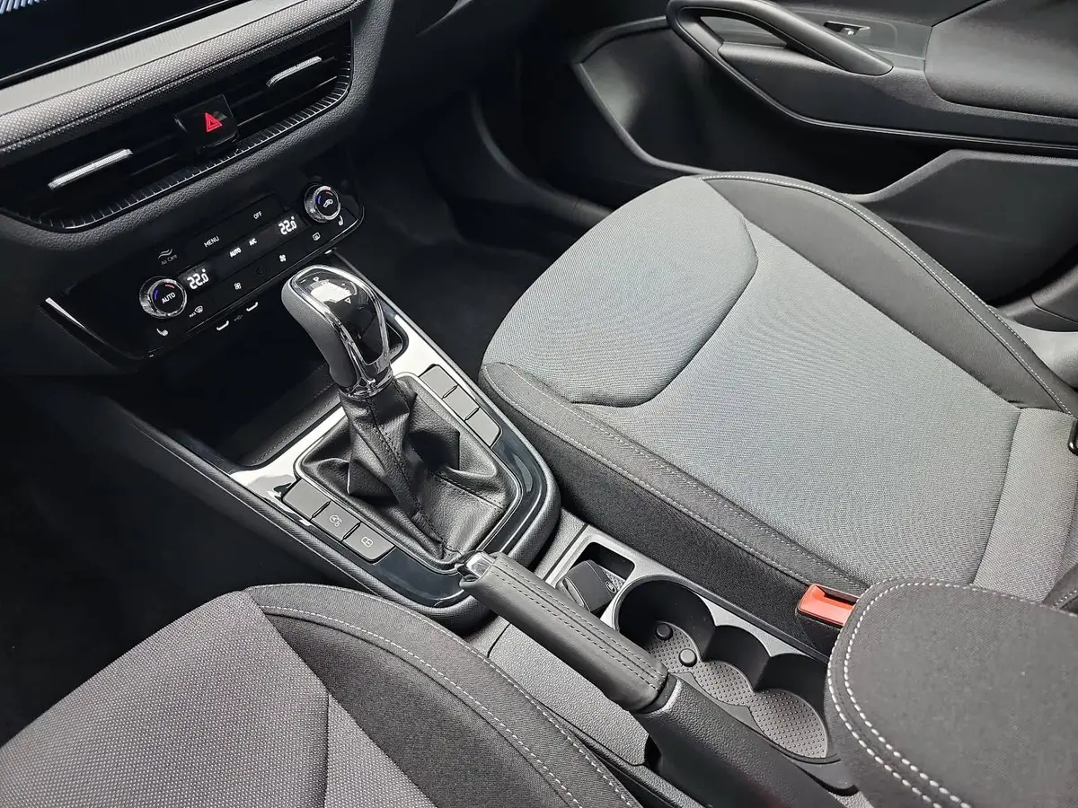 SKODA FABIA 1.0 TSI DSG 130 JAHRE LED KAMERA LM