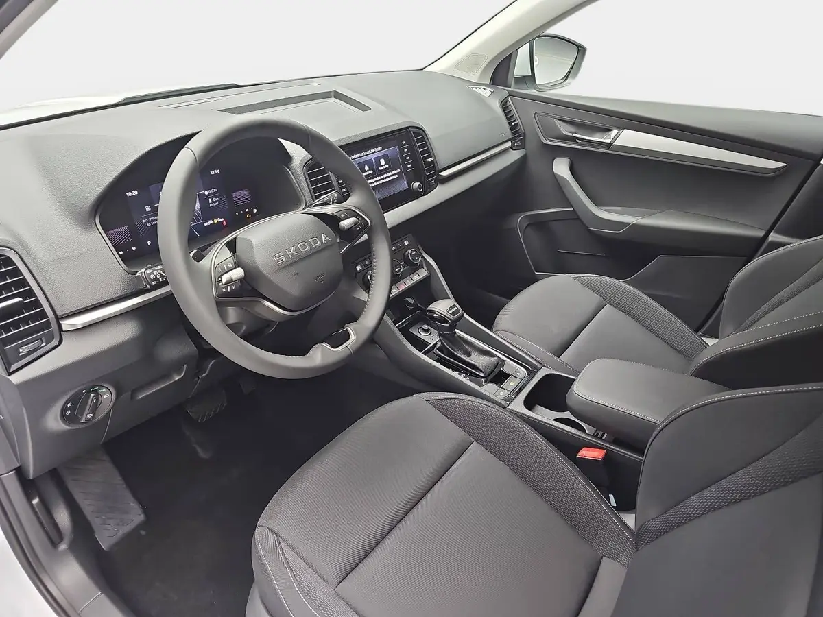 SKODA KAROQ 1.5 TSI DSG SELECTION LED AHK WINTER