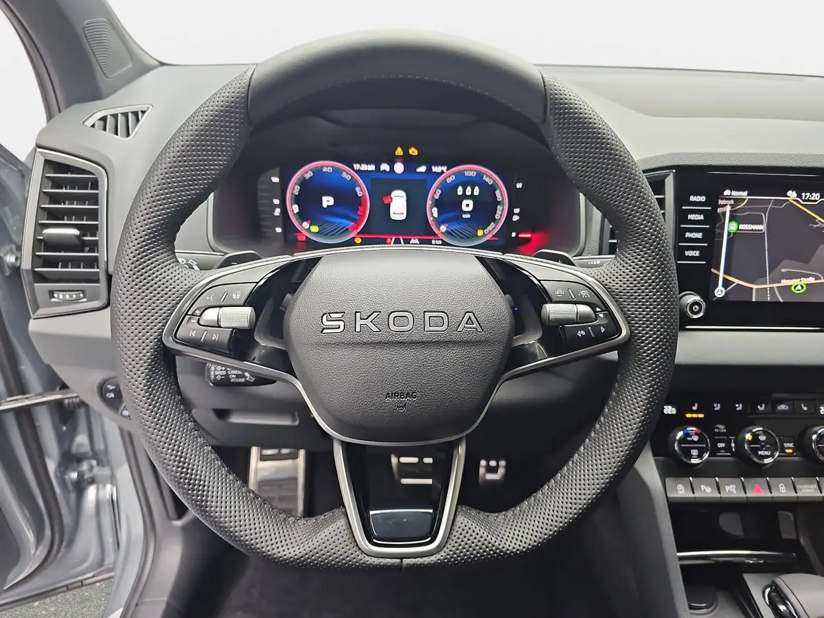 SKODA KAROQ 1.5 TSI DSG SPORTLINE NAVI LED AHK