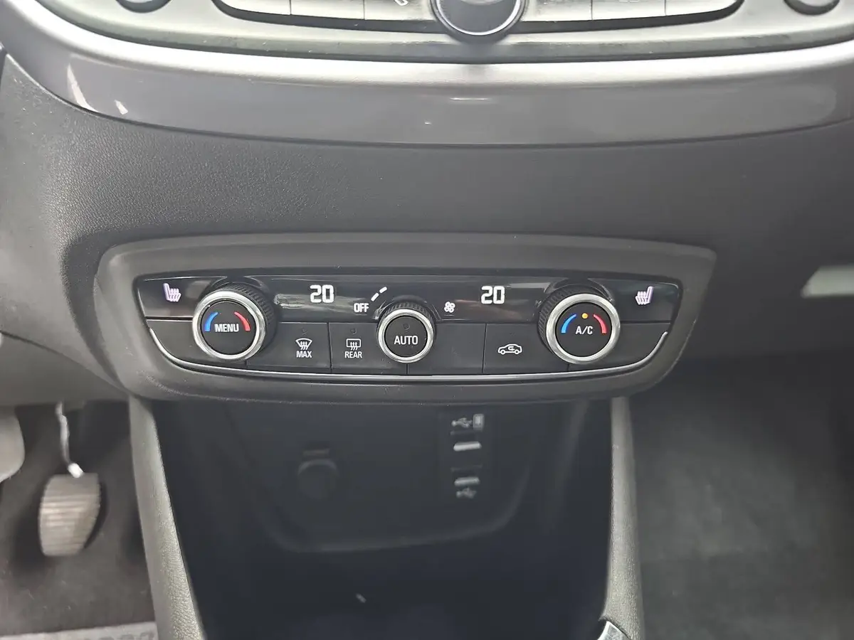 OPEL CROSSLAND 1.2 Turbo INNOVATION Navi Kamera
