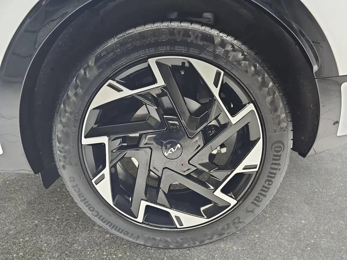 KIA SPORTAGE 1.6 CRDI DCT AWD GT-LINE SCHW.DACH DRIVEWISE GLASDACH SOUND