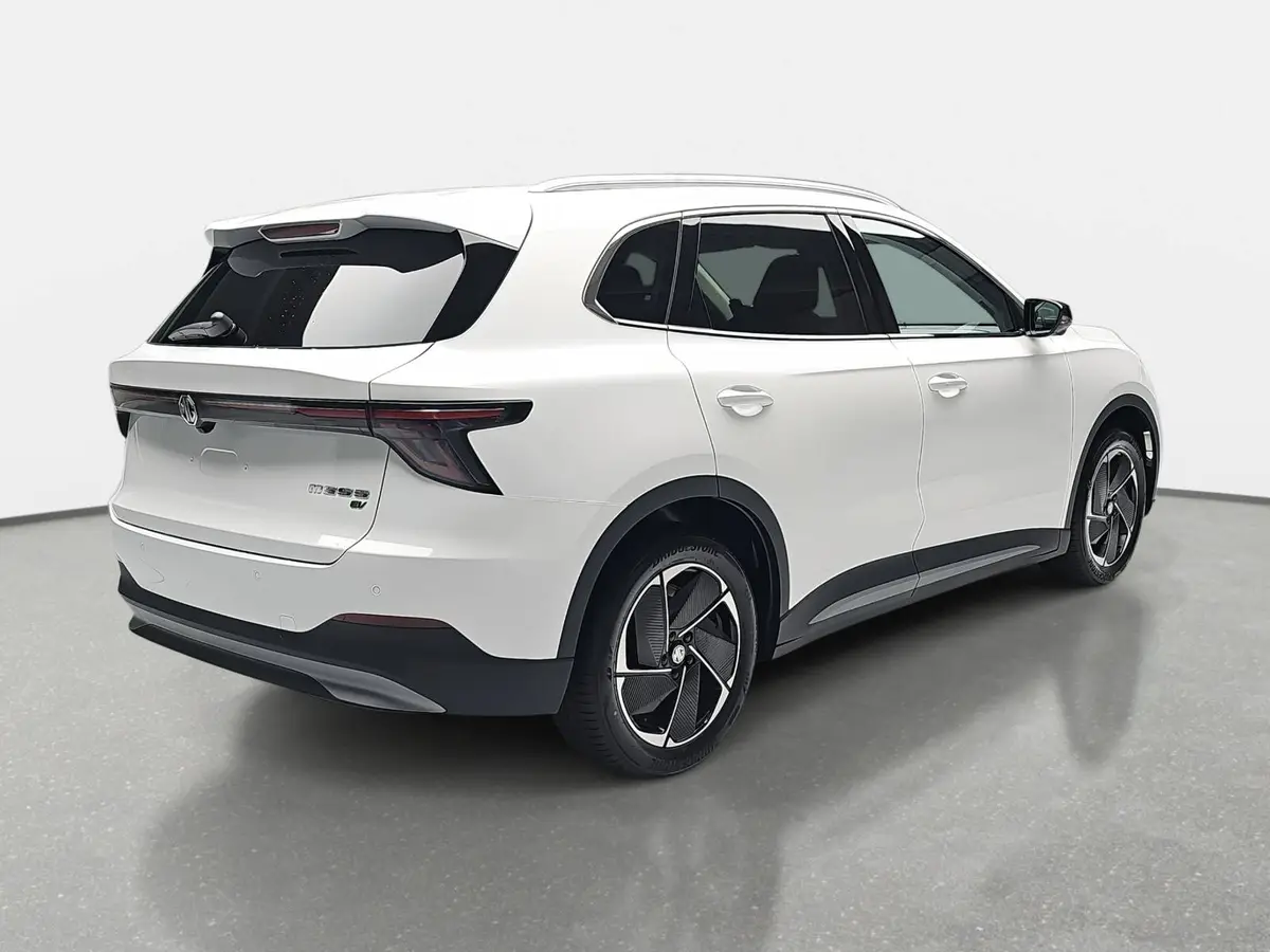 MG S5 EV 64 KWH MY25 LUXURY