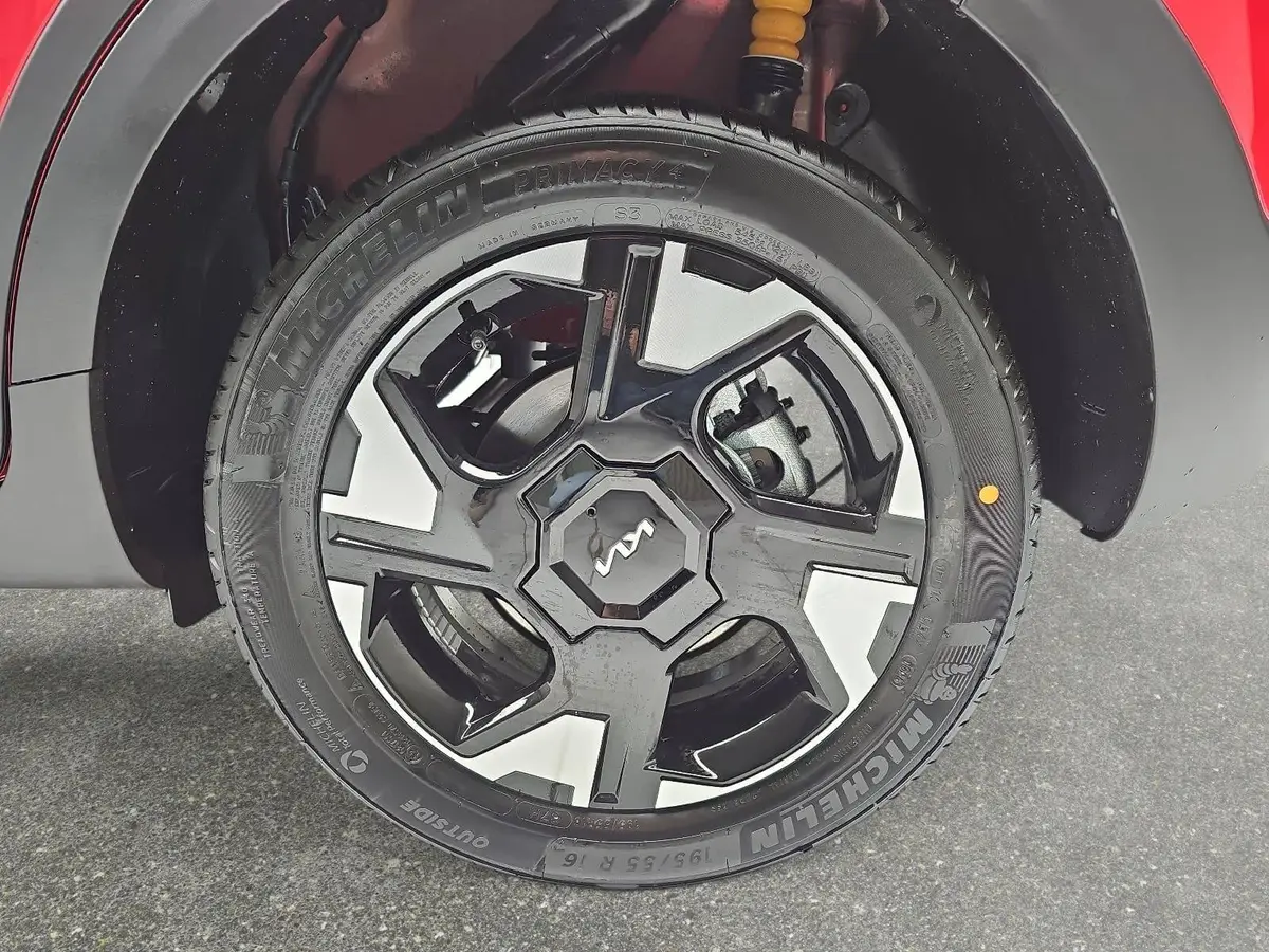 KIA STONIC 1.0 T-GDI 100 DCT VISION MJ26 SITZH. NAVI