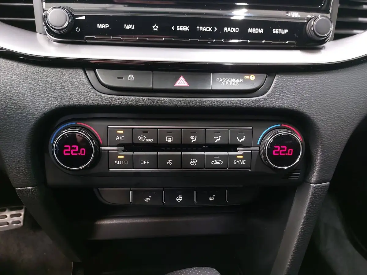 KIA CEED SW 1.5 T-GDI DCT7 GT-LINE