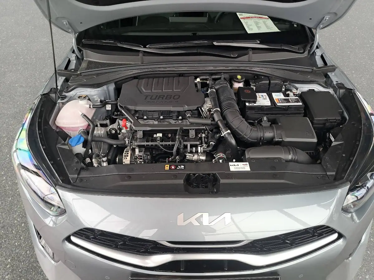 KIA CEED SW 1.5 T-GDI DCT7 GT-LINE TECHNOLOGIE PERFORMANCE