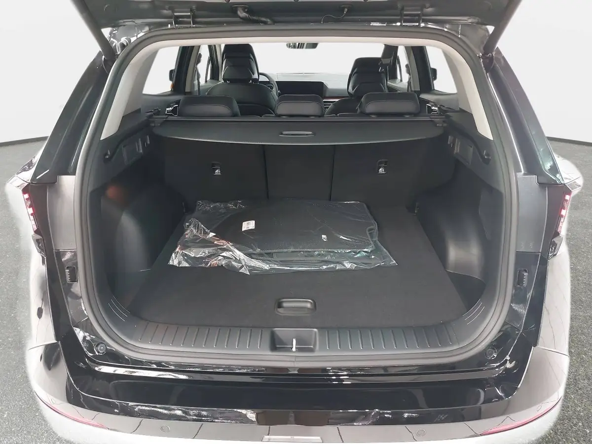 KIA SPORTAGE 1.6 T-GDI 150 2WD DCT SPIRIT MJ27 LEDER DRIVEWISE SOUND