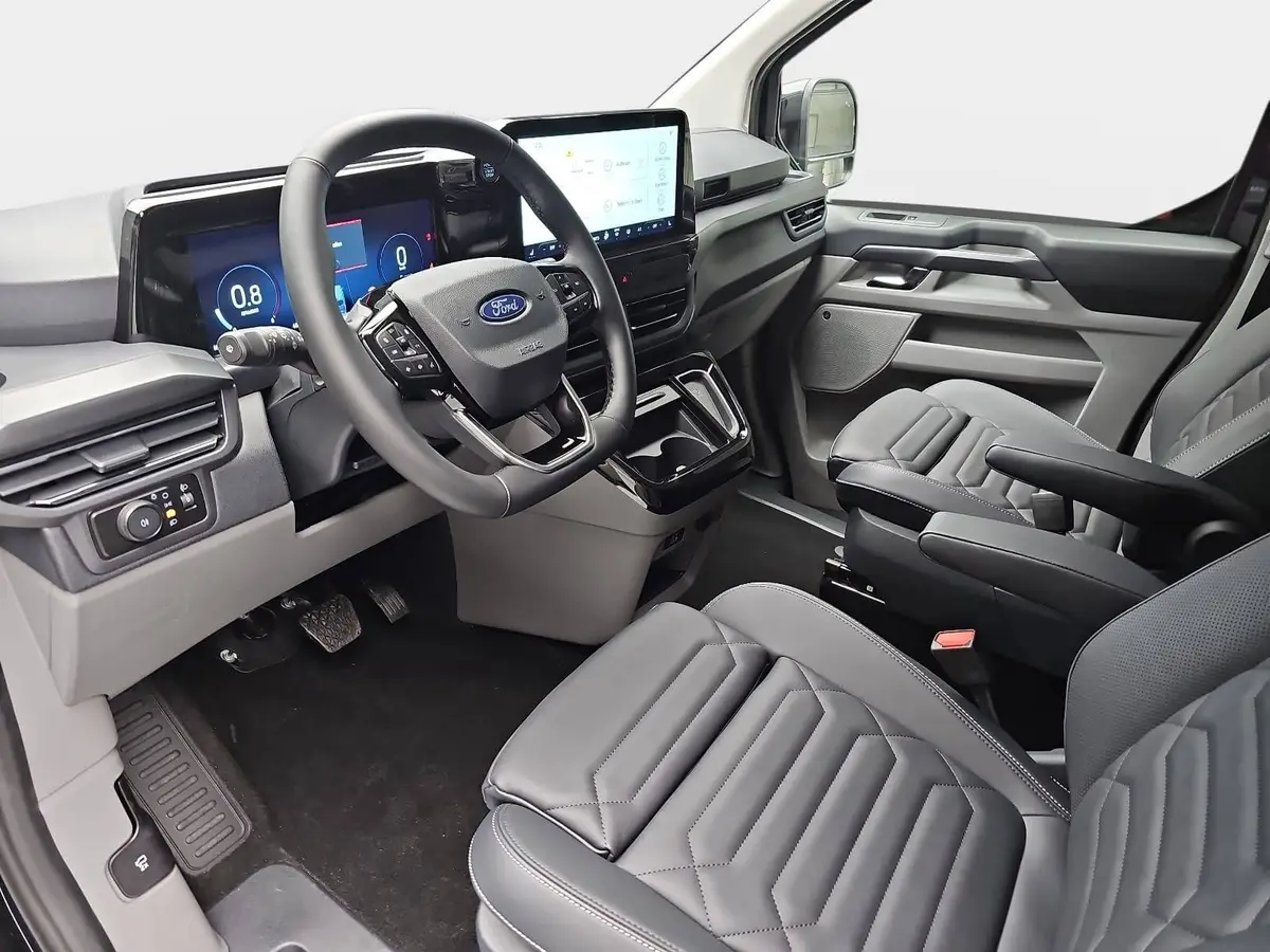 FORD TOURNEO CUSTOM 2.0 ECOBLUE AUTO. L1 TITANIUM X NAVI LED B&O A
