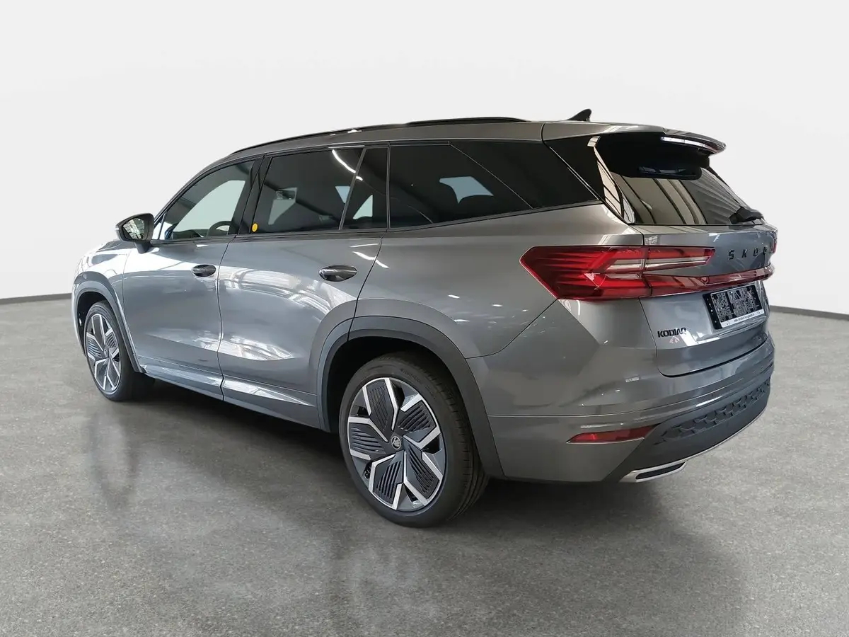 SKODA KODIAQ 1.5 TSI DSG SPORTLINE NAVI LED ACC PANO WINTER AHK