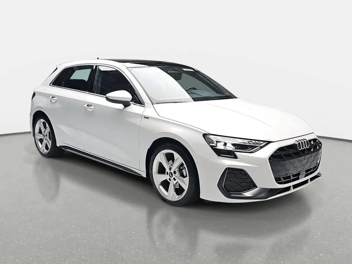 AUDI A3 35 TFSI DSG SPORTBACK S LINE LED KAMERA LM18