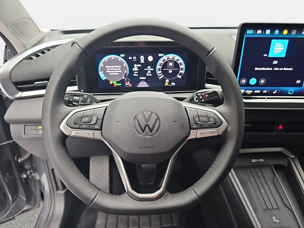 VW T-ROC 1.5 ETSI DSG LIFE ACC KAMERA WINTER AHK