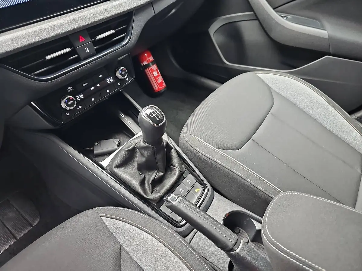 SKODA KAMIQ 1.0 TSI SELECTION KAMERA AHK LM