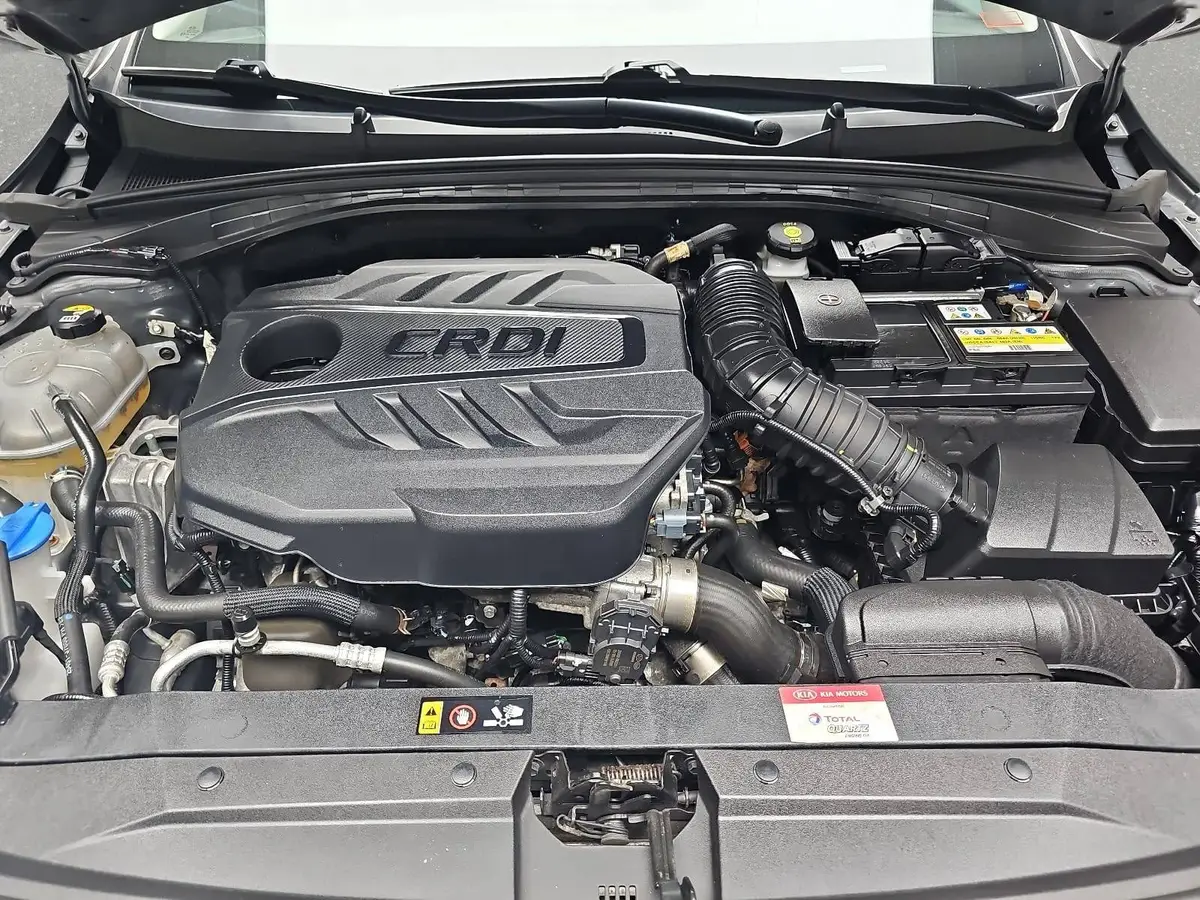 KIA CEED SW 1.6 CRDI DCT7 MHEV SPIRIT NAVI TECHNOLOGIE