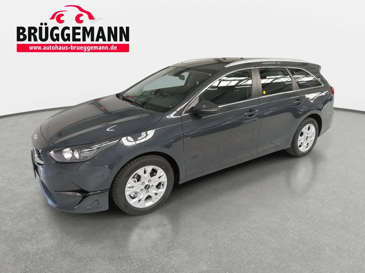 KIA CEED SW 1.5 T-GDI 48V DCT7 ULTIMATE EDITION