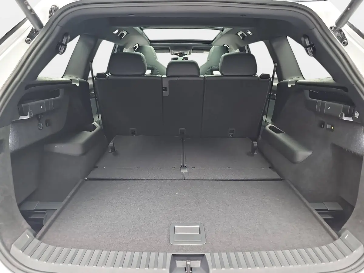 SKODA KODIAQ 2.0 TDI DSG SPORTLINE 4X4 PANO AHK